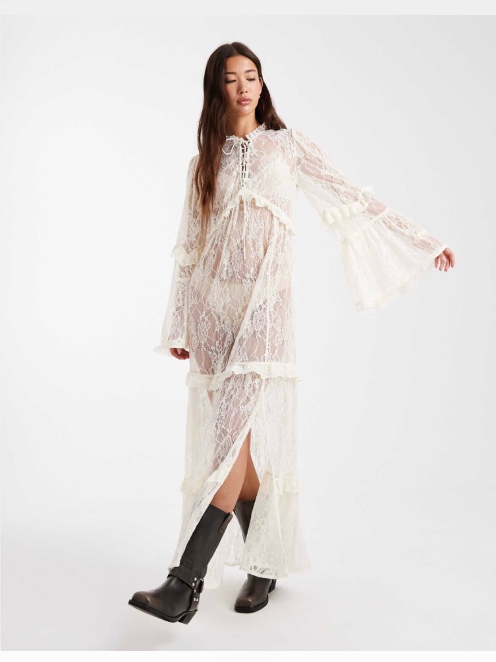 Tiered lace maxi dress